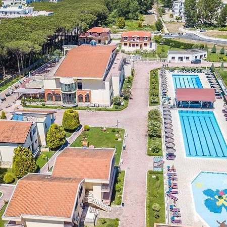 Kolaveri Resort Голем Екстериор снимка