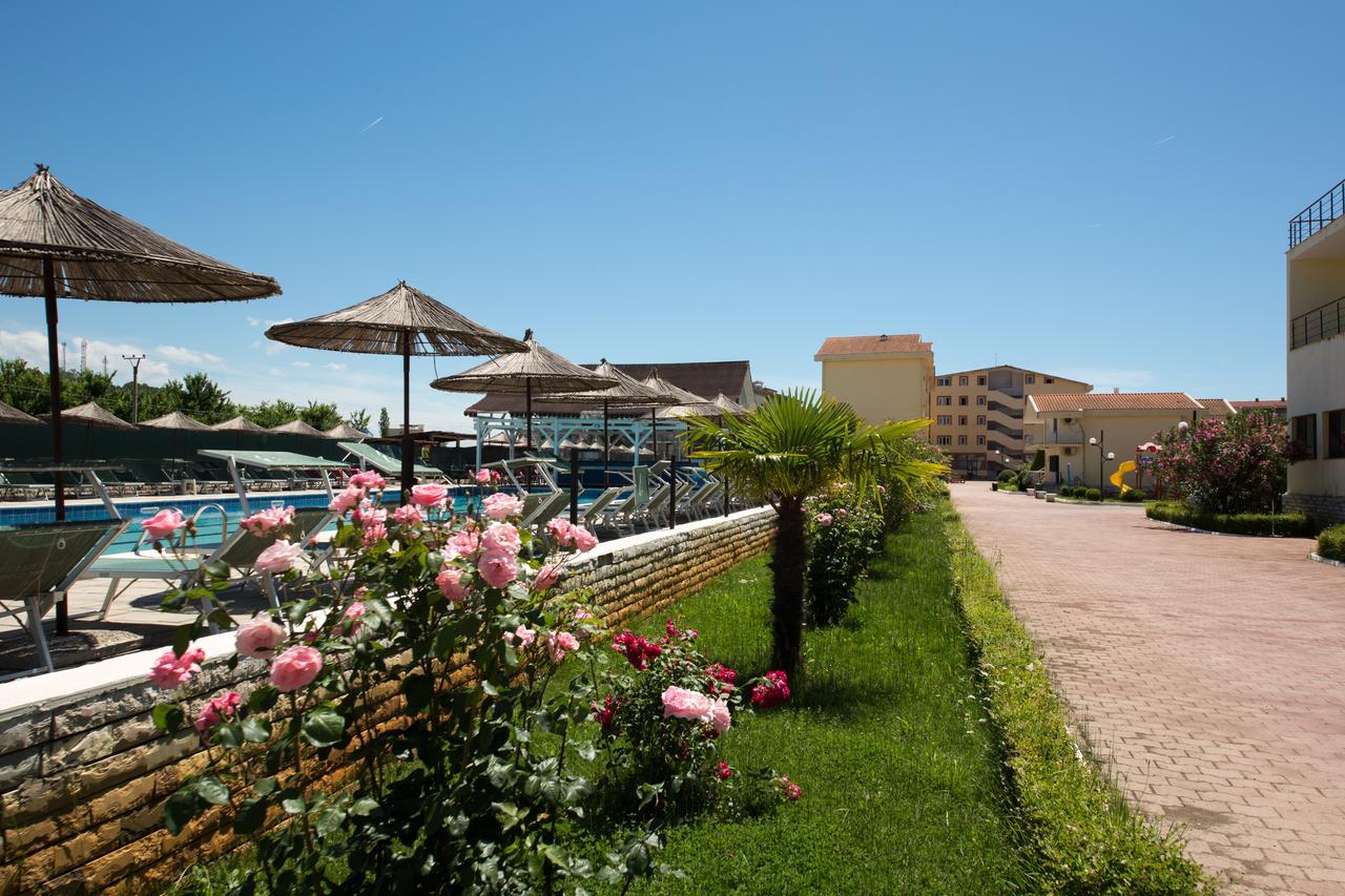 Kolaveri Resort Голем Екстериор снимка