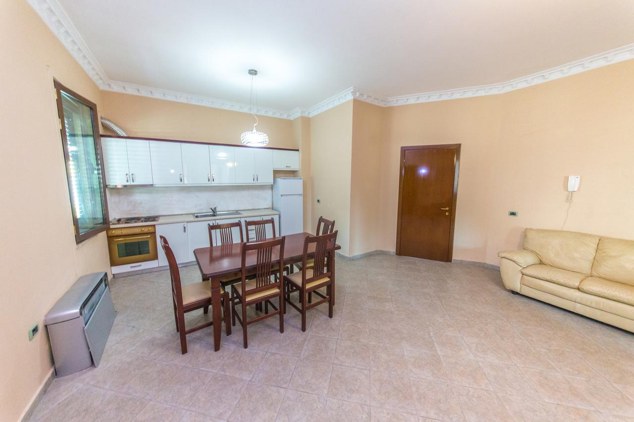 Kolaveri Resort Голем Екстериор снимка