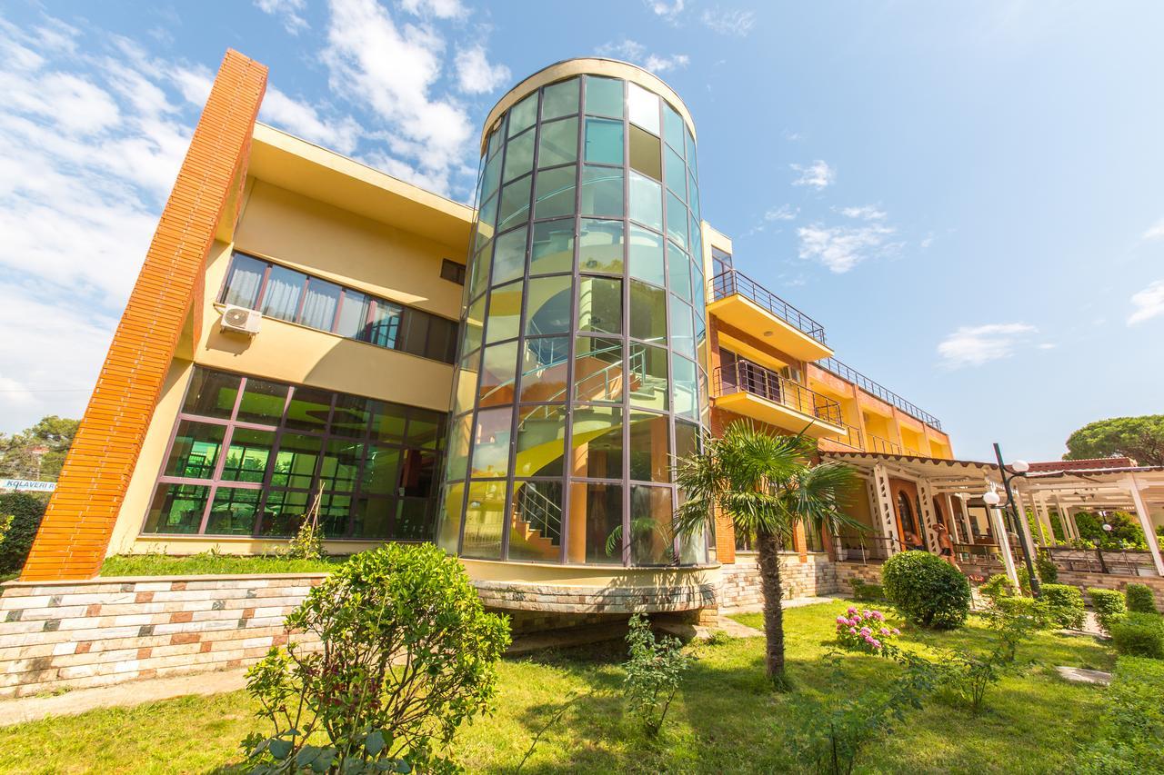 Kolaveri Resort Голем Екстериор снимка