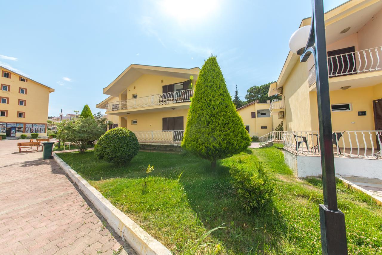 Kolaveri Resort Голем Екстериор снимка